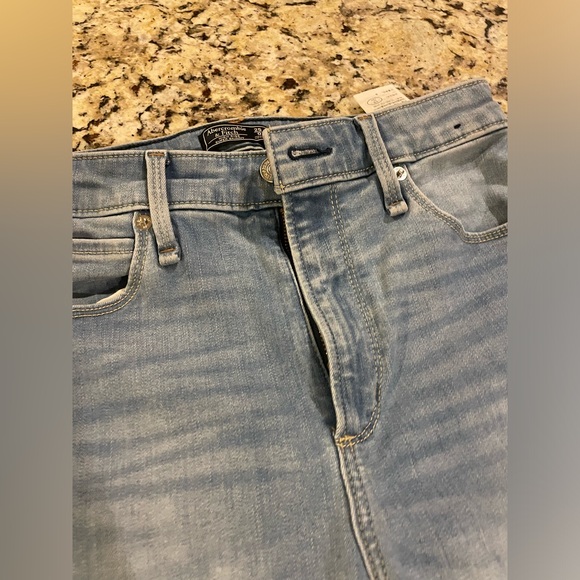 Abercrombie and fitch size 25 skinny jeans - Picture 3 of 4